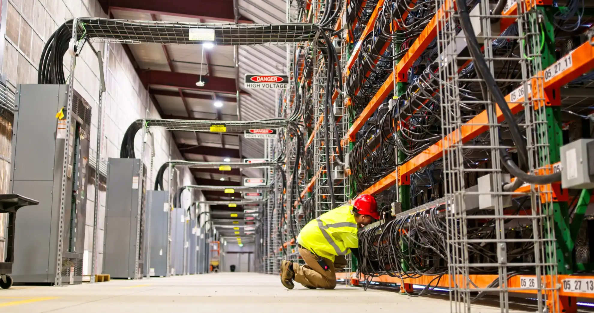 Data center inspection and specialized maintenance
